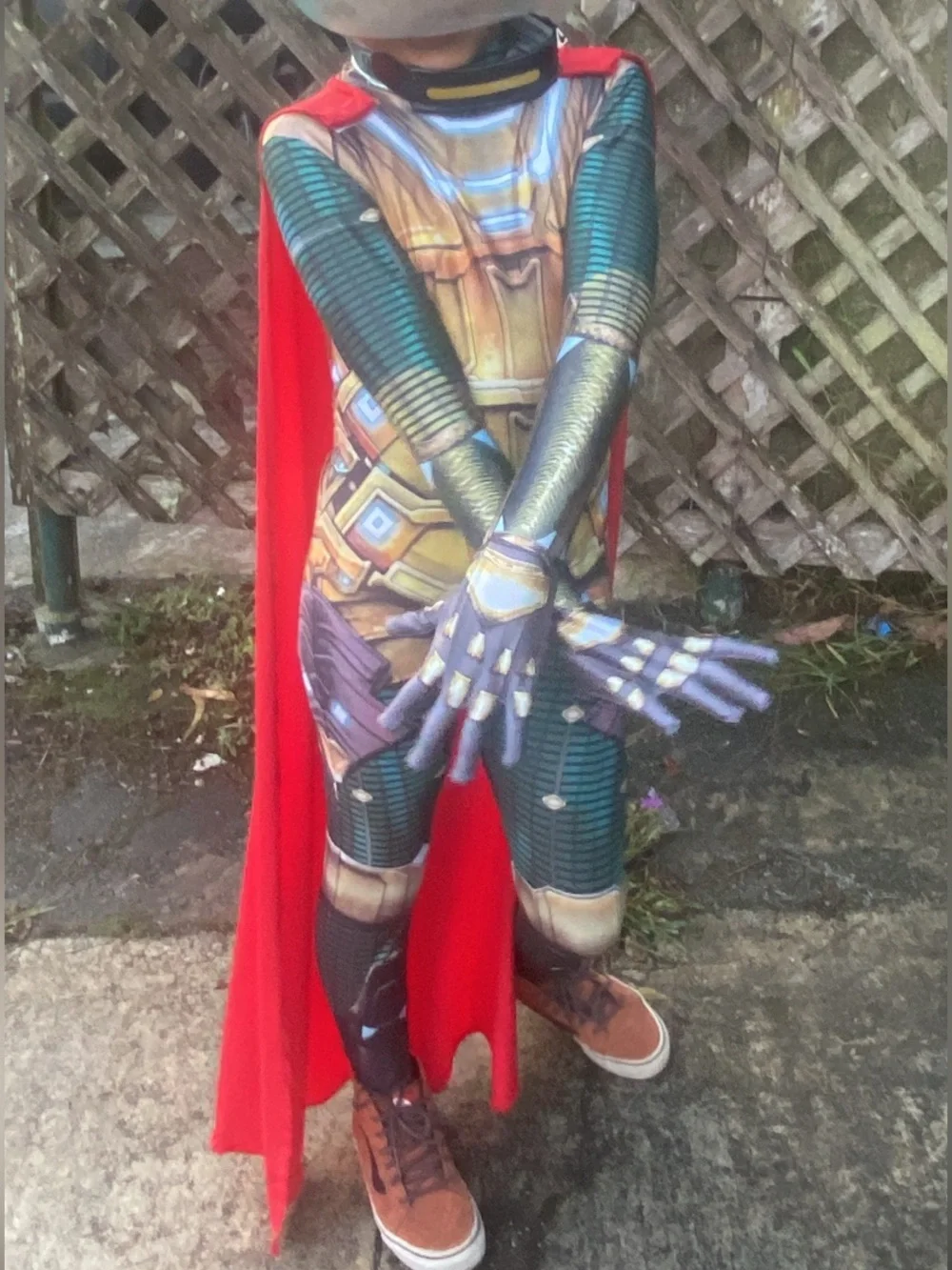 MYSTERIO KIDS COSTUME W/Helmet and red long cape sz 8/9